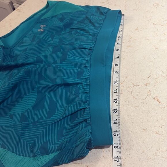 Under Armour athletic shorts SZ large - Picture 9 of 9